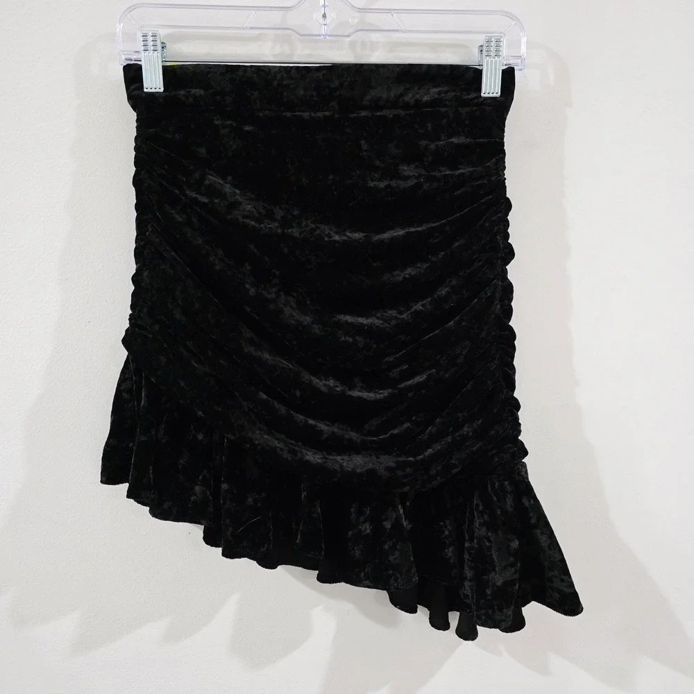 Zara Velvet High Waisted Mini Skirt Size‎ Xs Black Ruffle Assymetric Whimsigoth